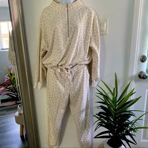 Old navy joggers and matching sweatshirt